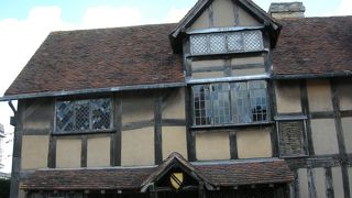 街の観光の中心