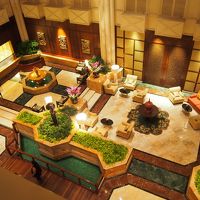 ３階から見たロビー