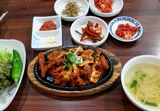 仁川空港AREX乗り場のすぐそばで本格韓国料理