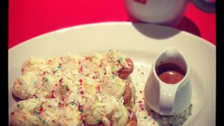 近鉄の駅近くで便利