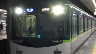 古い電車がようやく減ってきた