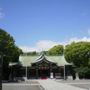 護国神社がある