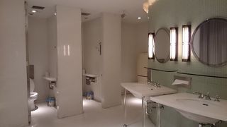 お化粧室もきれい