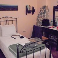 こぢんまりしてますがかなり居心地よし