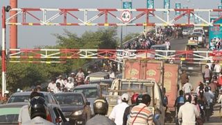 バイクタックシーより安全なことです。
