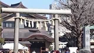 浅草寺とともに参拝を