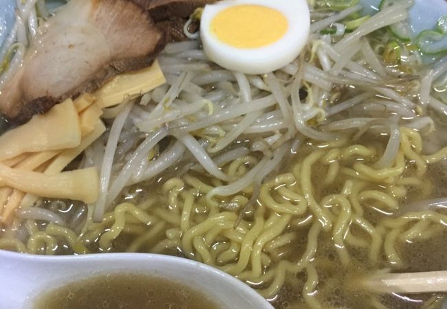 老舗のラーメン屋さん