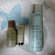 アヴェダ（AVEDA)のヘアケア商品といただいたサンプル
