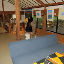 アカコッコ館内