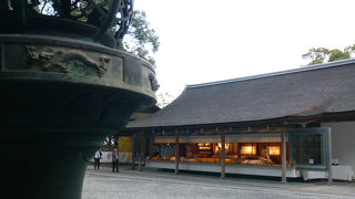 幸福の黄色いお守りが一番人気です！