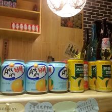 なぜか韓国の飲み物が多い・・・