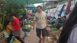 托鉢から朝市がおすすめ