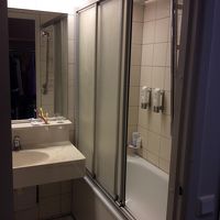 バスタブ仕切りサッシ