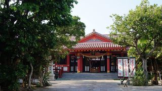 高台にあるお宮