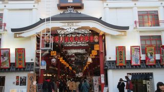 江戸風情のアーケード街
