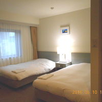 部屋は広いです。