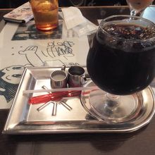 こちらが名物のダッチ珈琲です！