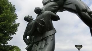 海洋博物館で夜はライトアップされるそうです