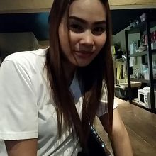 彼女のような店員さんがちょっかいかけてきます