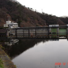 花貫ダムの風景