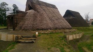 弥生時代の集落を再現