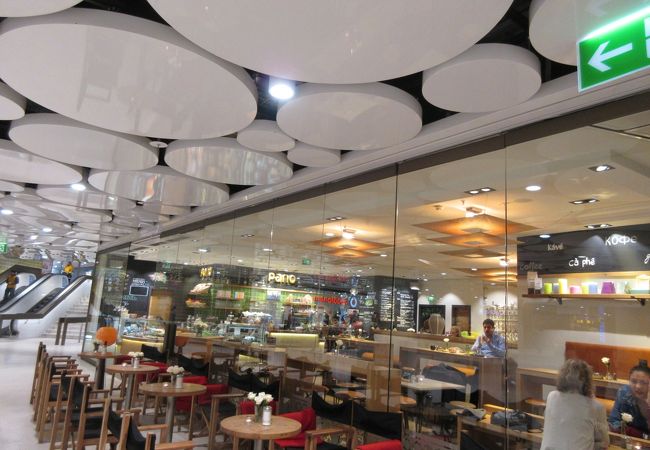 カールス門近くのオシャレなカフェ