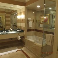 広いバスルーム