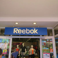 リーボック ファクトリー アウトレットストア (三井アウトレットパーク ジャズドリーム長島店)
