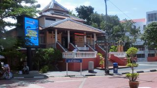 街歩きのオアシスに