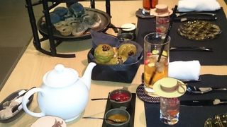 ブラックアフタヌーンティー