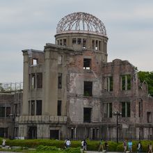 原爆ドームです