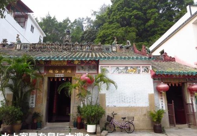 （香港）小さいですが、歴史ある廟