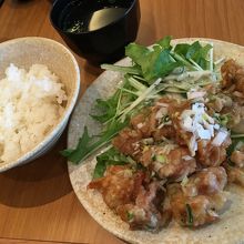 ねぎまみれ唐揚げ定食