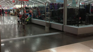 ターゲット (パラマス店)