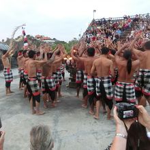 男集の踊り