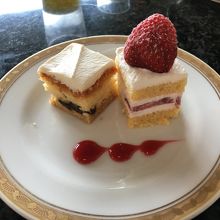 スーパーシリーズのケーキ