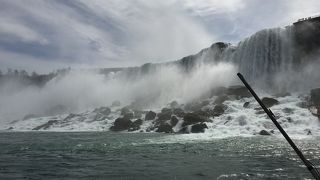 アメリカ滝もよし