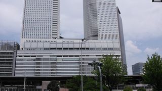 名駅の中心