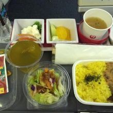 帰り1食目、ビーフストロガノフ