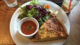 おしゃれでおいしいベーカリーです。