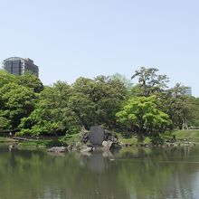 南側から見た蓬莢島