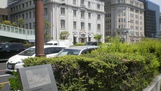 旧居留地海岸通り