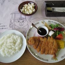 豚ロースカツレツ