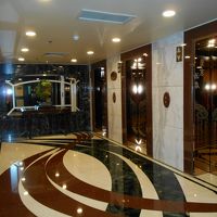 エレベーター前