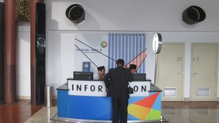 インフォメーションカウンターがありました