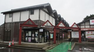 レストランが人気です