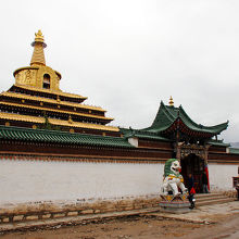 貢唐宝塔（拉卜楞寺エリア）