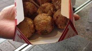 また食べたくなるソースなしたこやき