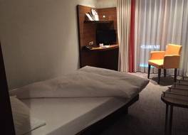 ゲネウィッグ コマーツ ホテル 写真