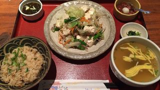 お気軽に沖縄料理を楽しめます。